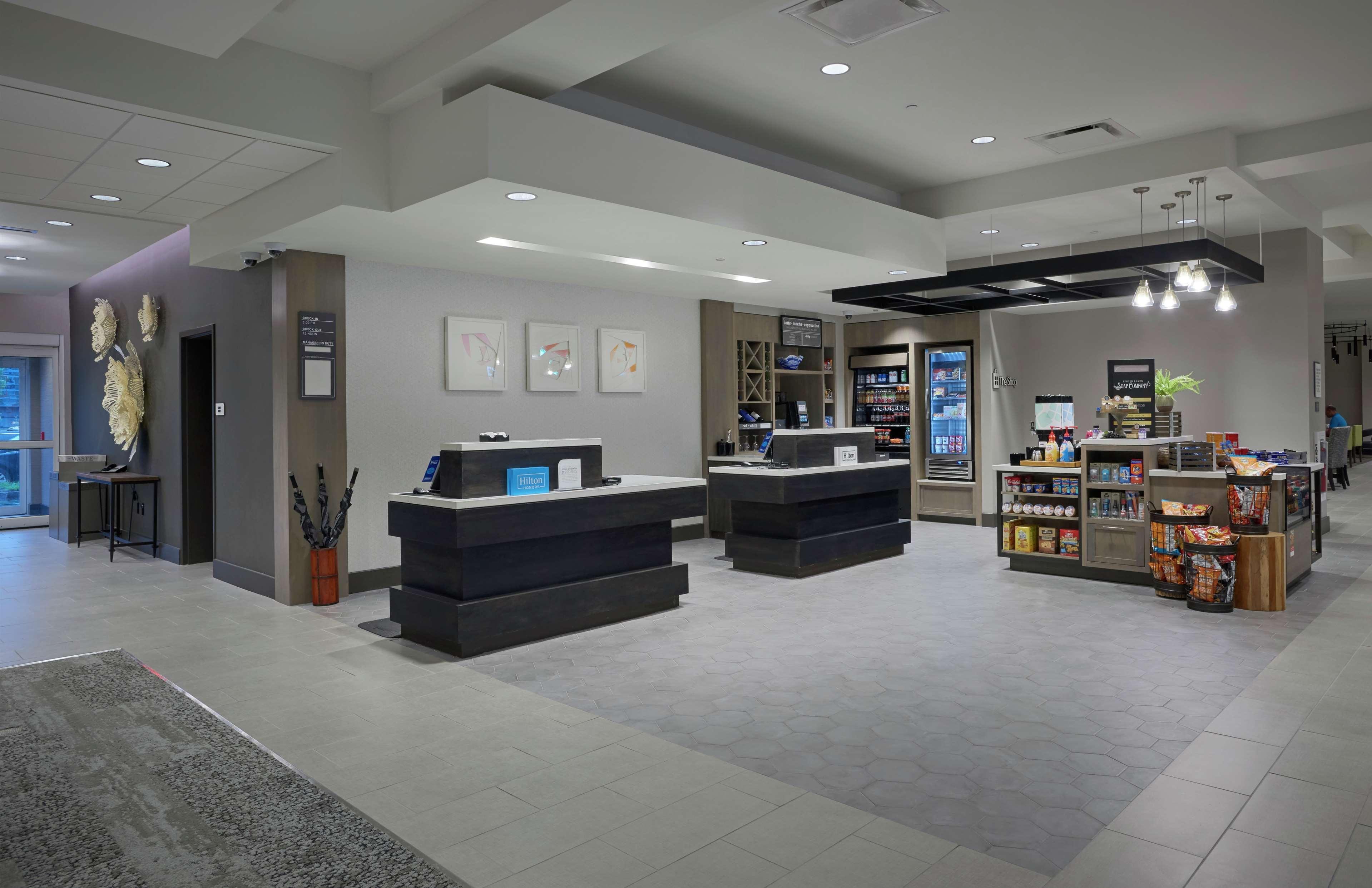 Hilton Garden Inn Corning Downtown Kültér fotó